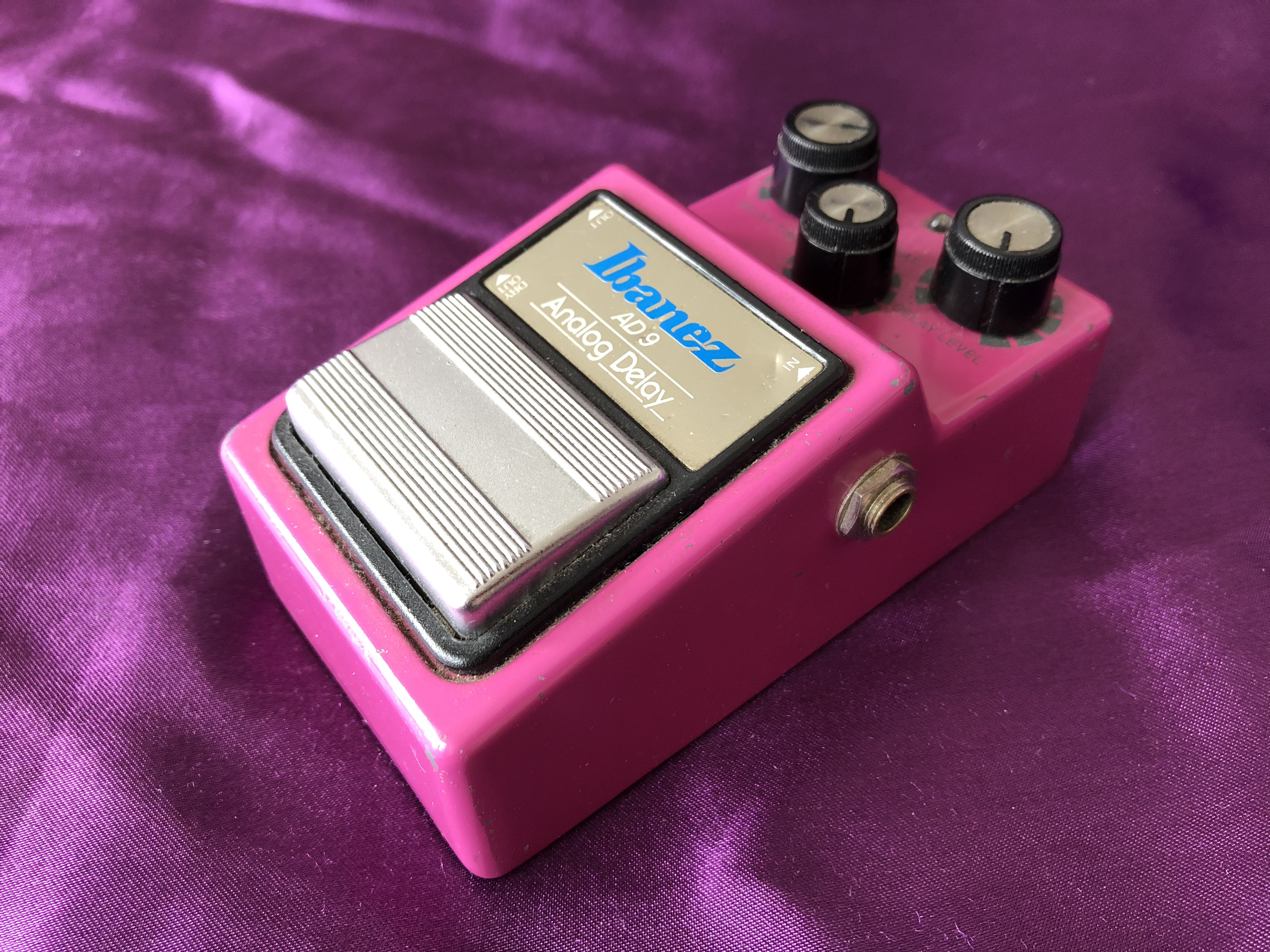 Feature – 1982 Ibanez AD9 Analog Delay