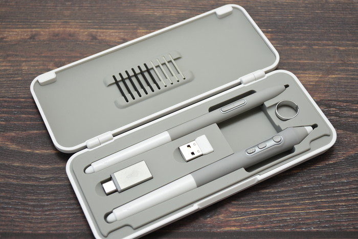 最強の板タブ！XENCELABS ペンタブレット Medium バンドル SEをレビュー！