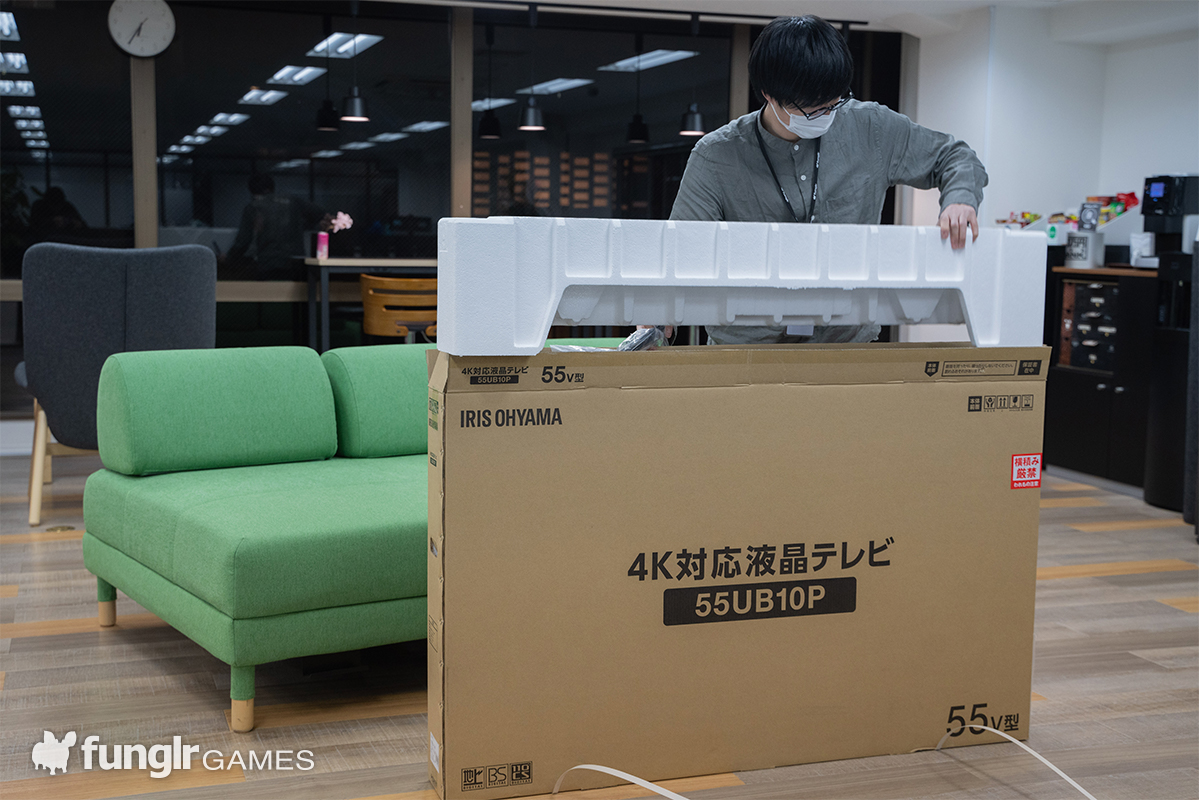 アイリスオーヤマの4K対応テレビ55インチ「55UB10P」を組み立てて