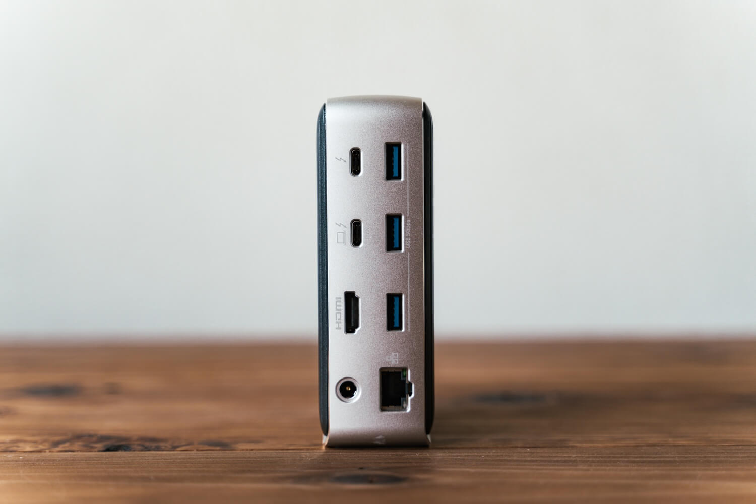 Anker「PowerExpand Elite」レビュー / ドッキングステーションで