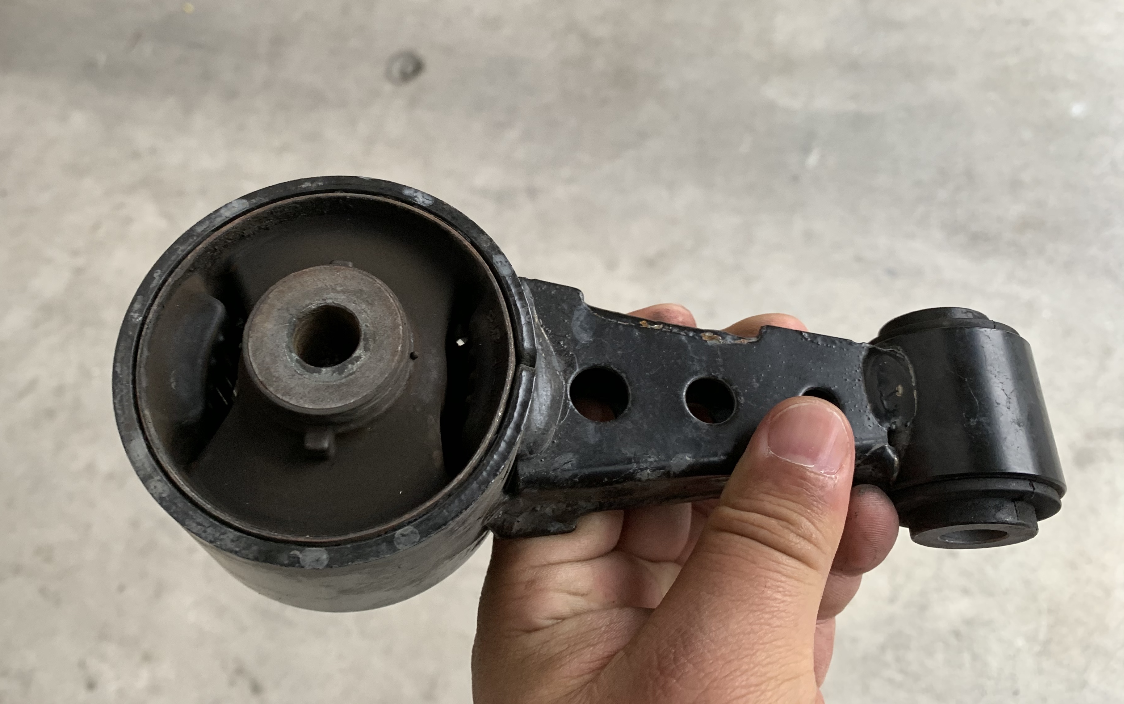 パーツ】TM強化エンジンマウント リヤ【変革せよ！】 - MetabonZ.com