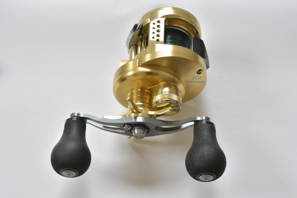 14カルカッタコンクエスト100 カスタム。巻きモノ最高峰リールの弱点を