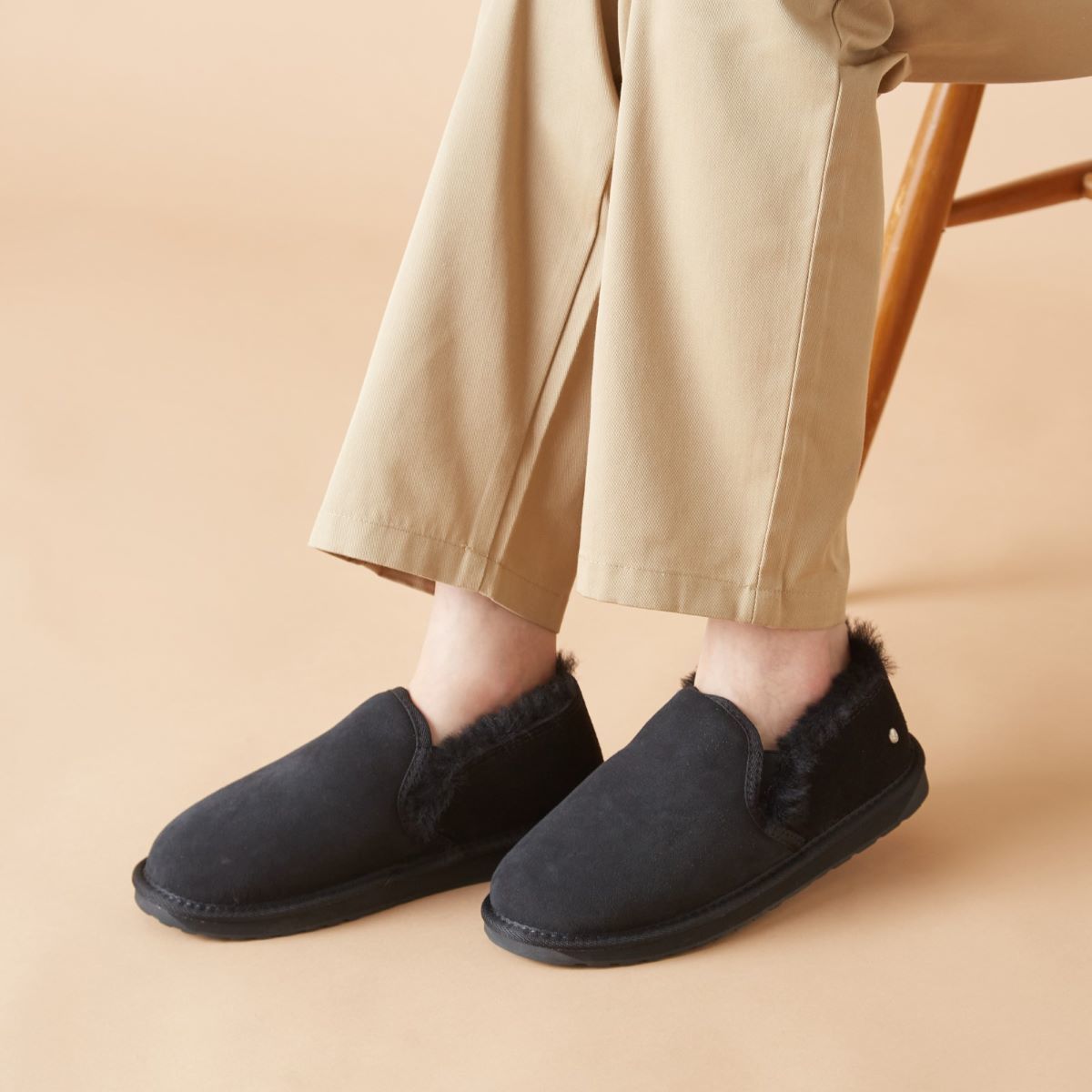 EMU】エミュ Stinger Reef ムートンスリッポン | エミュオーストラリア