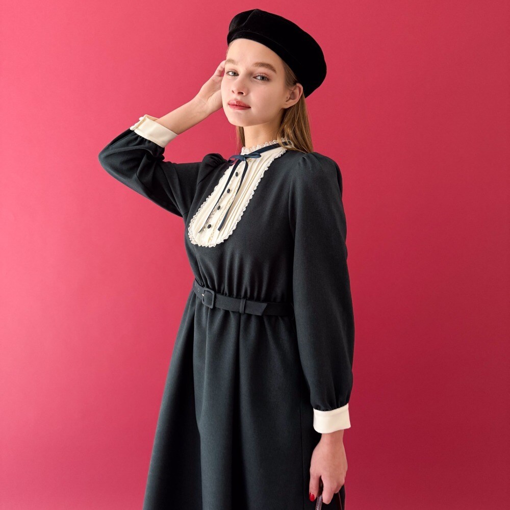 主役級ワンピース】レース使いクレリックヨークワンピース | フィント