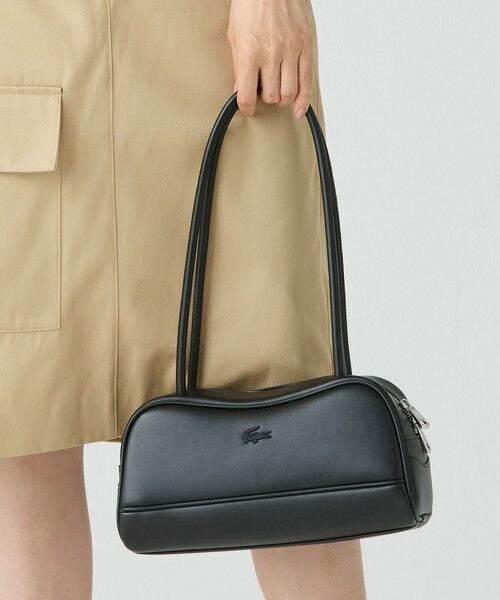 セール】 ローラレザーショルダーバッグ （ショルダーバッグ