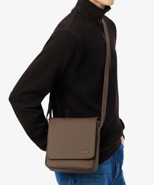 メンズクラシック スリムフラップサッチェルバッグ / ショルダーバッグ