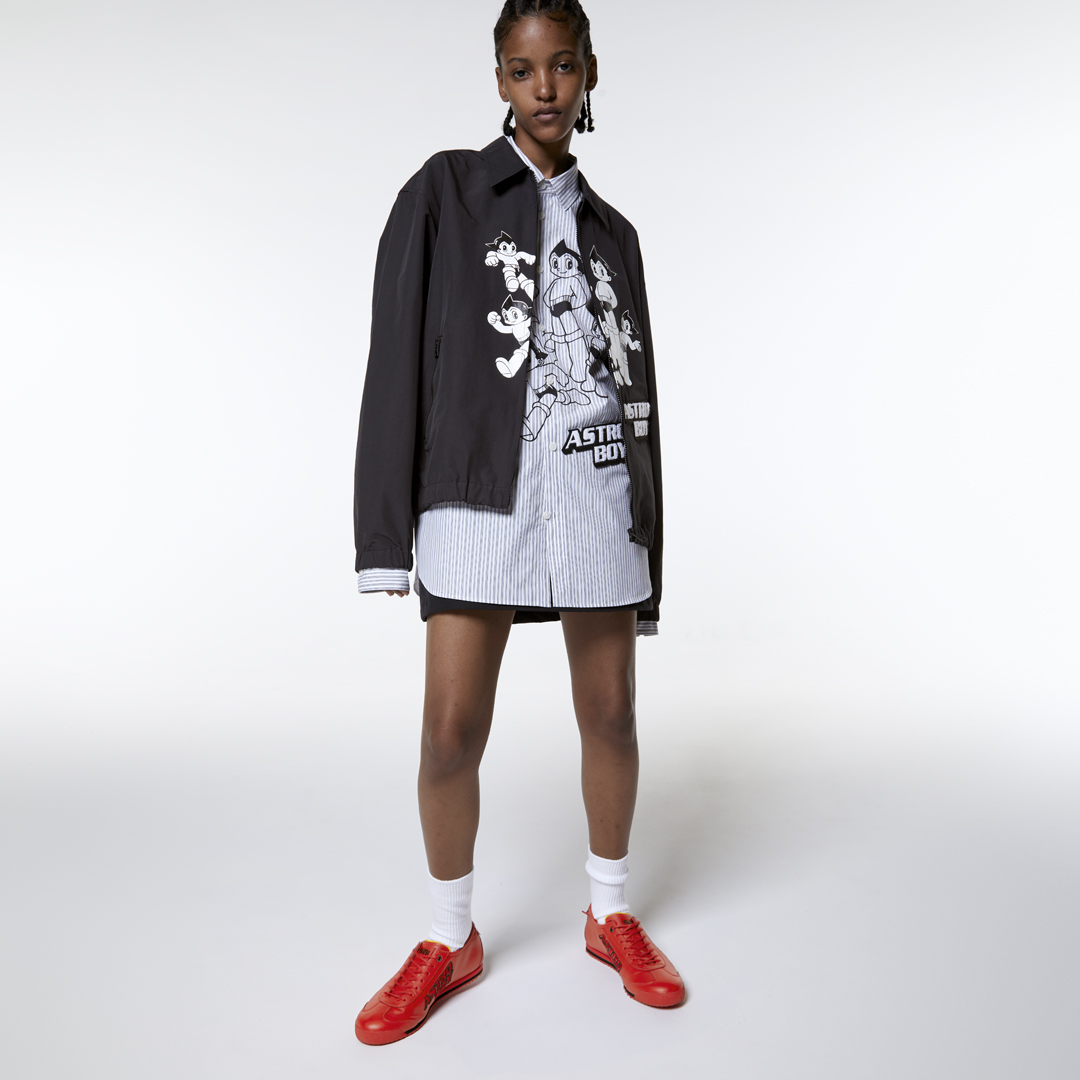 オニツカタイガー」が2024年の生誕75周年を記念し「鉄腕アトム」と