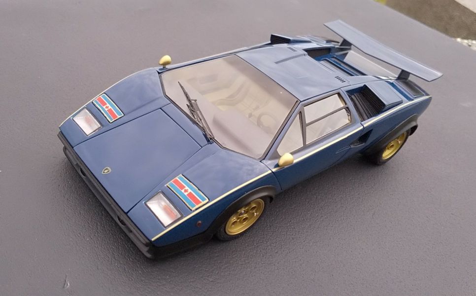 1/24フジミエンスージアスト ウルフカウンタック | 赤い狼さんの作品