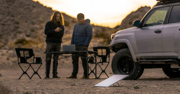 ほぼA4サイズの「Starlink Mini」、日本でも購入できるように 3万4800