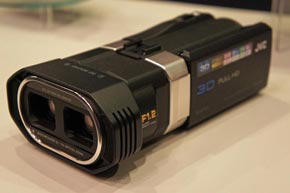 フルHDで3D撮影、5倍ズームレンズ搭載の2眼「3D Everio」 - ITmedia NEWS