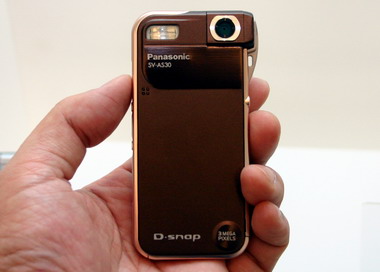 松下、動画に強くなった新・薄型「D-snap」 - ITmedia NEWS