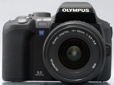 誰にでもお勧めできるフォーサーズの決定版――オリンパス「E-500