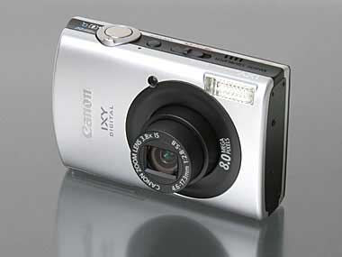 広角28ミリのIXYがリニューアル――キヤノン「IXY DIGITAL 910 IS