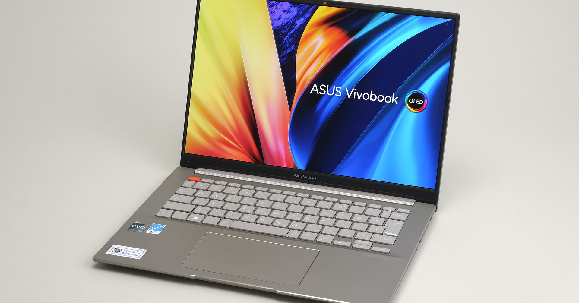 外観も画面も性能も妥協なし！ 新世代のためのノートPC「ASUS Vivobook