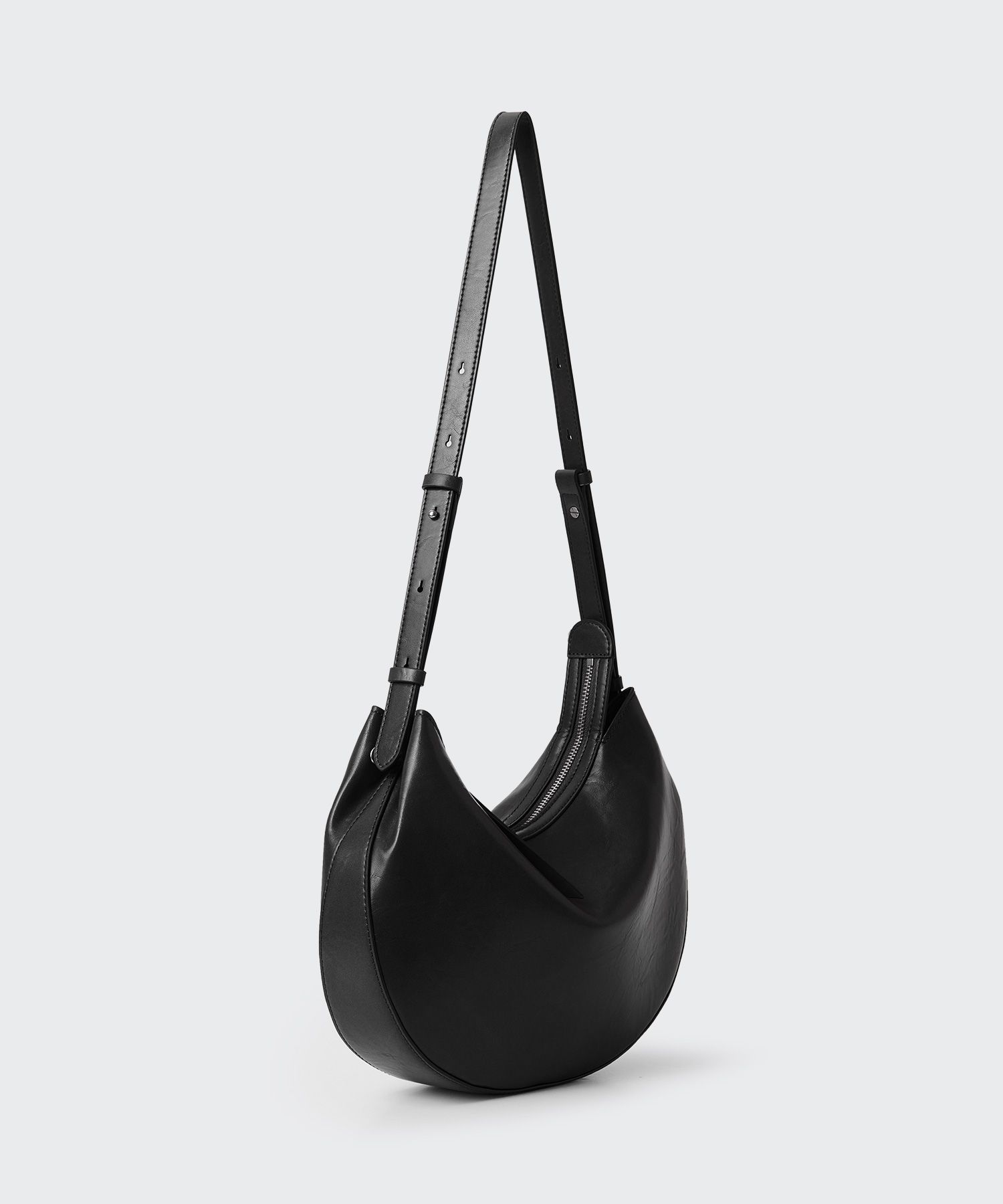 MUSINSA公式 | MUSINSA STANDARD WOMAN ファットクレセントショルダー