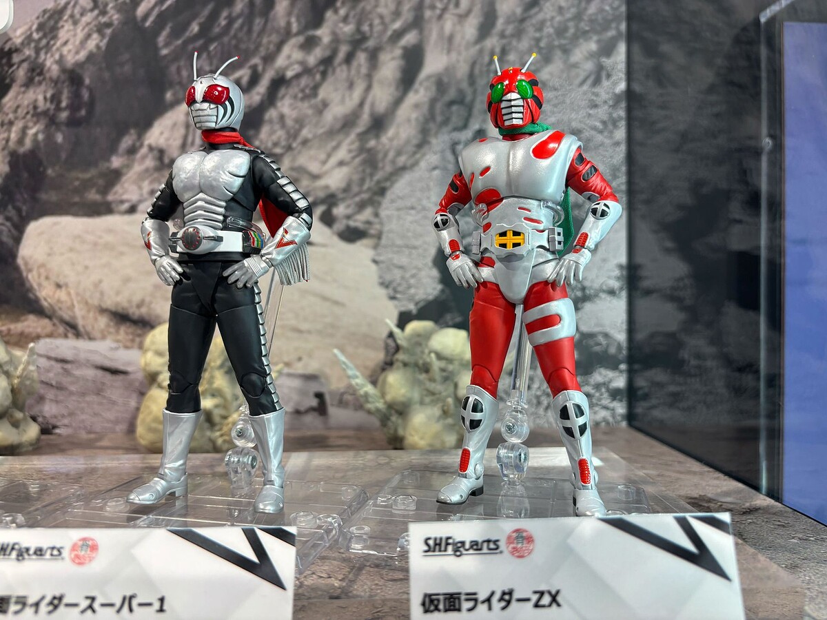 S.H.Figuarts(真骨彫製法)」シリーズに昭和仮面ライダーの「スカイ