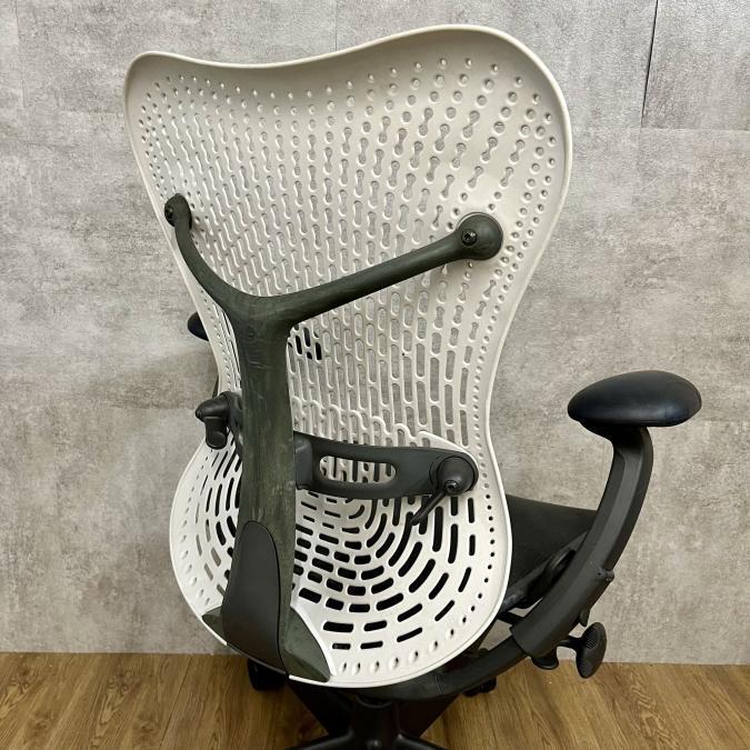 中古】ミラアーム Herman Miller/ハーマンミラー 肘付ハイバックチェア