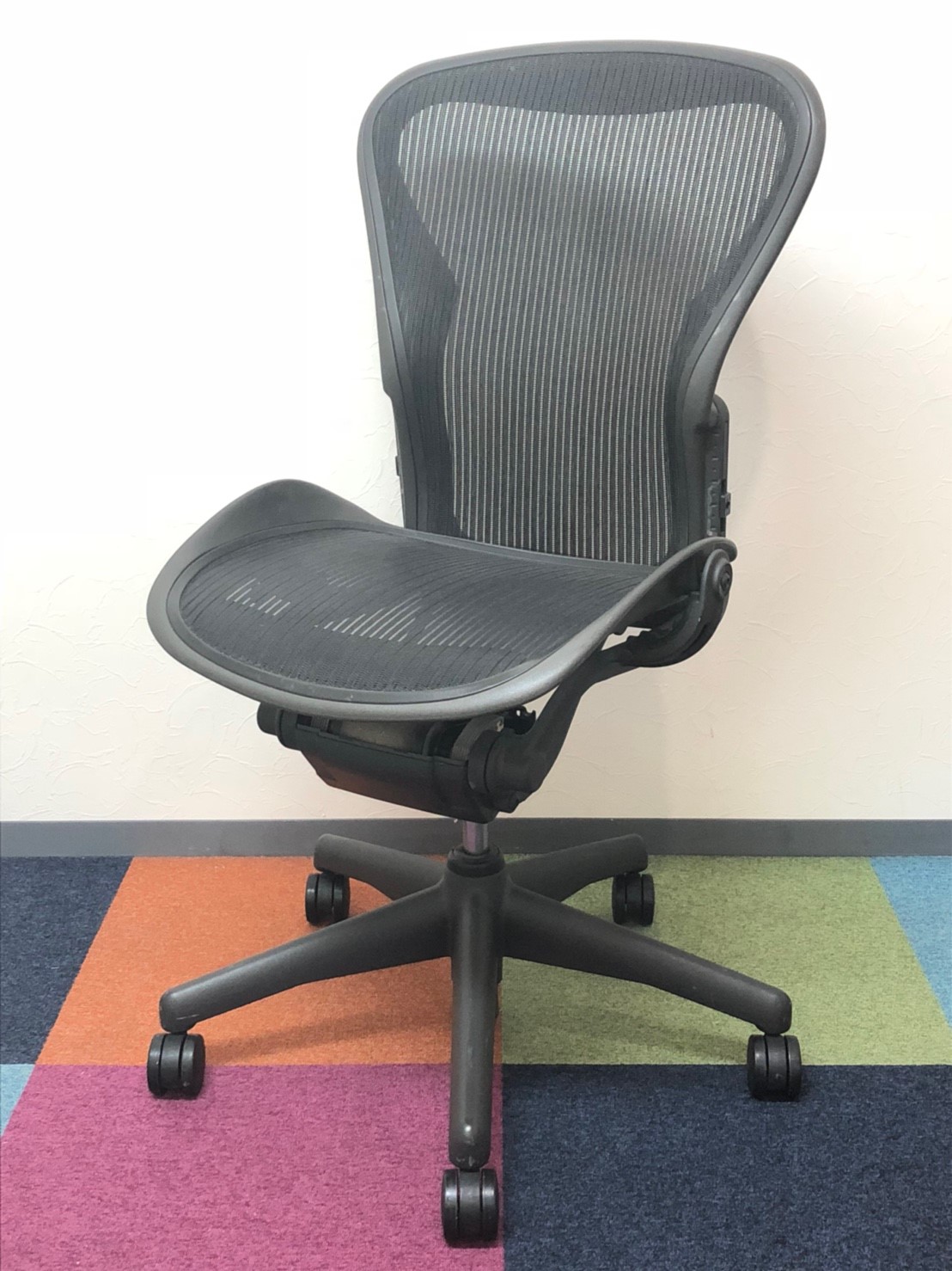 中古】アーロンチェア Herman Miller/ハーマンミラー 肘無ハイバック