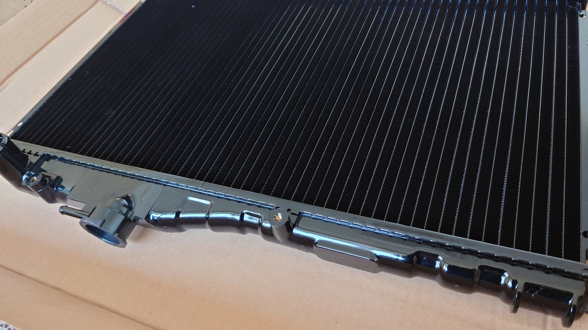 AE86 ラジエーター KOYO製（純正同等品？） 楽天市場】ae86