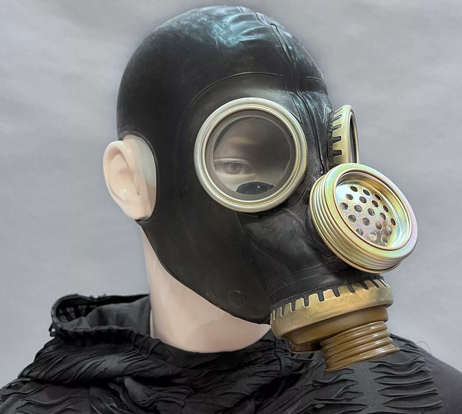 V系マスク ガスマスク 本物 実物 サイバーゴス 黒 耳穴付き