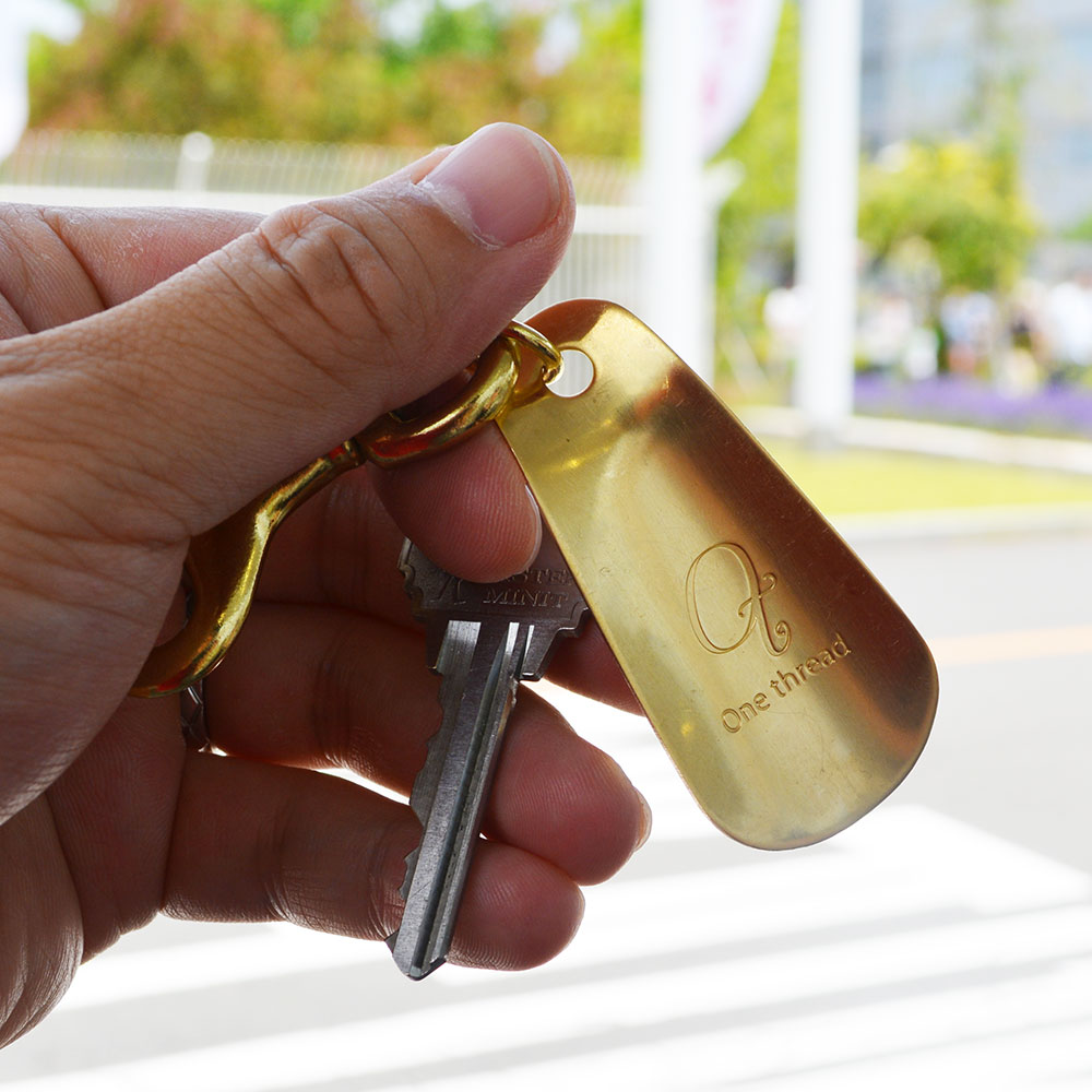 One thread(ワンスレッド) 携帯 ミニ靴べら ソリッドブラス 真鍮