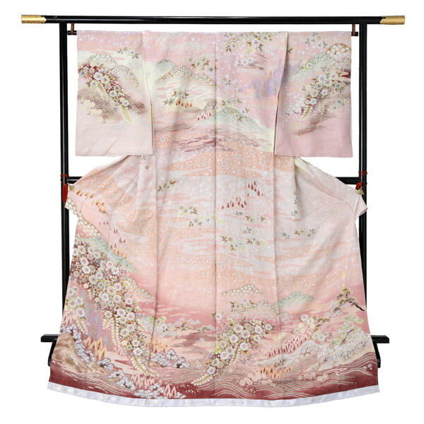 未仕立て 訪問着 単品 桂由美 「薄ピンク色 辻が花模様、四季の山