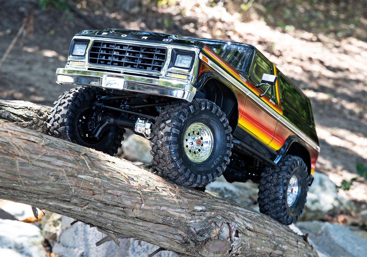 楽天市場】Traxxas トラクサス 1/10 TRX-4 1979 ブロンコ 82246-4