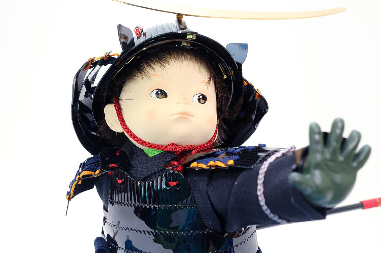 五月人形子供大将平台飾り【P99009】 鯉に乗ったわんぱく顔の可愛い