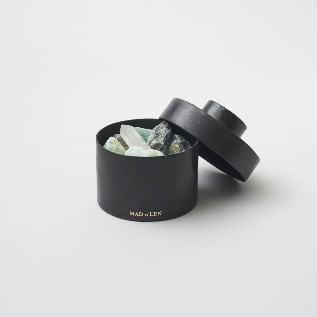 MAD et LEN (マドエレン) -「BLACK CHAMPAKA / ブラックシャンパカ