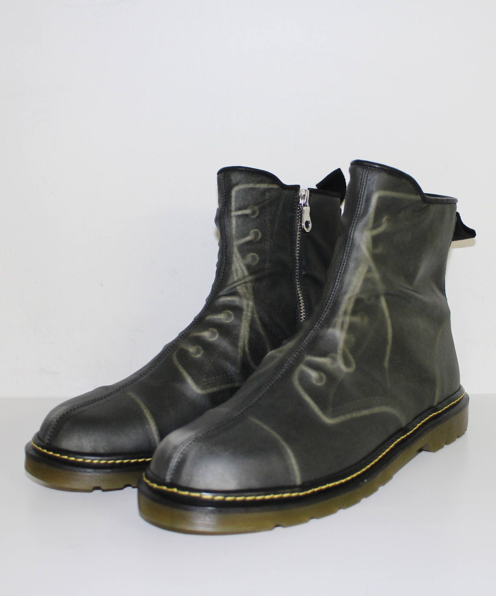 Maison MIHARA YASUHIRO - 炙り出しブーツ - BLACK | ADDICT WEB SHOP