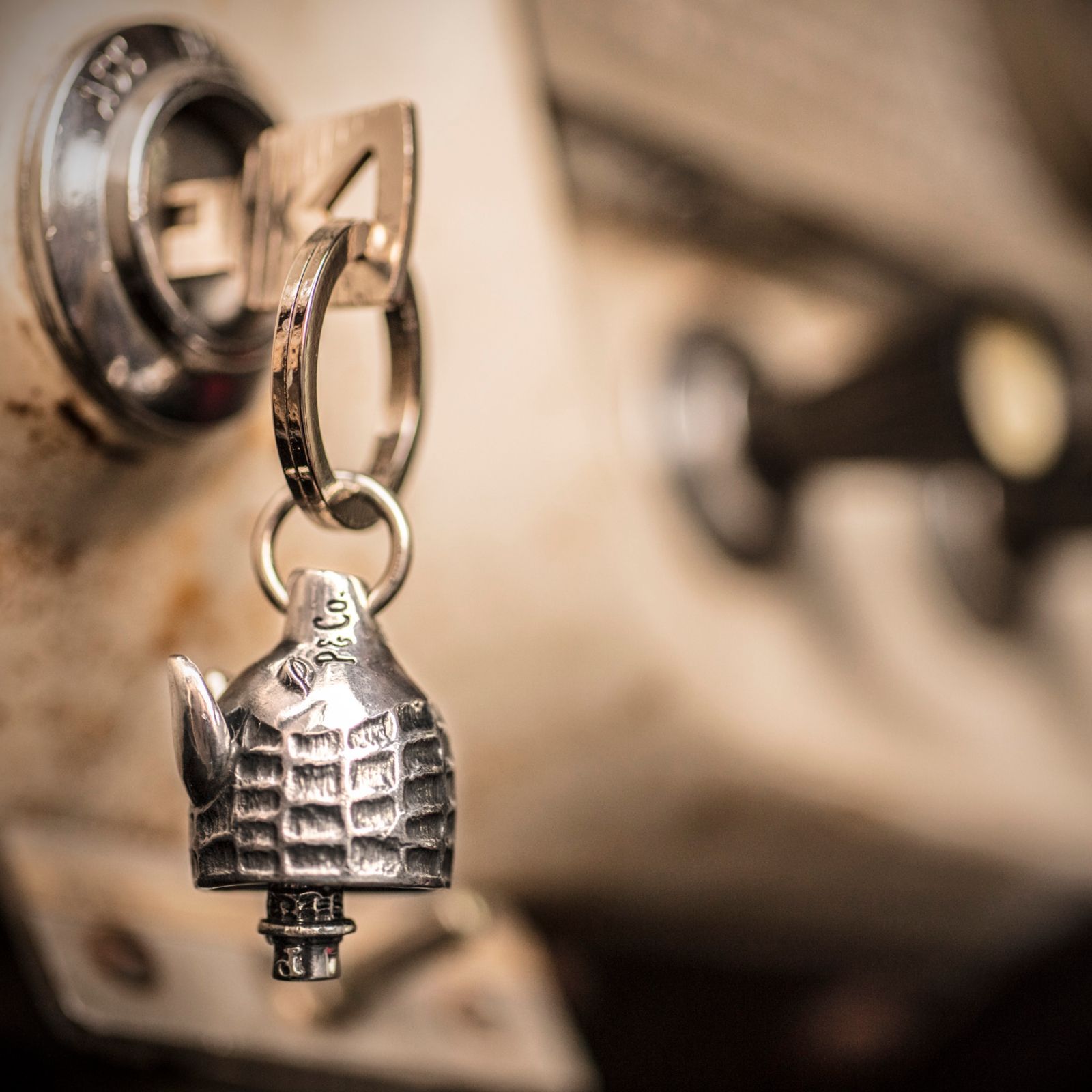 PORKCHOP GARAGE SUPPLY - P's GUARDIAN BELL (SILVER) / ピーナッツ