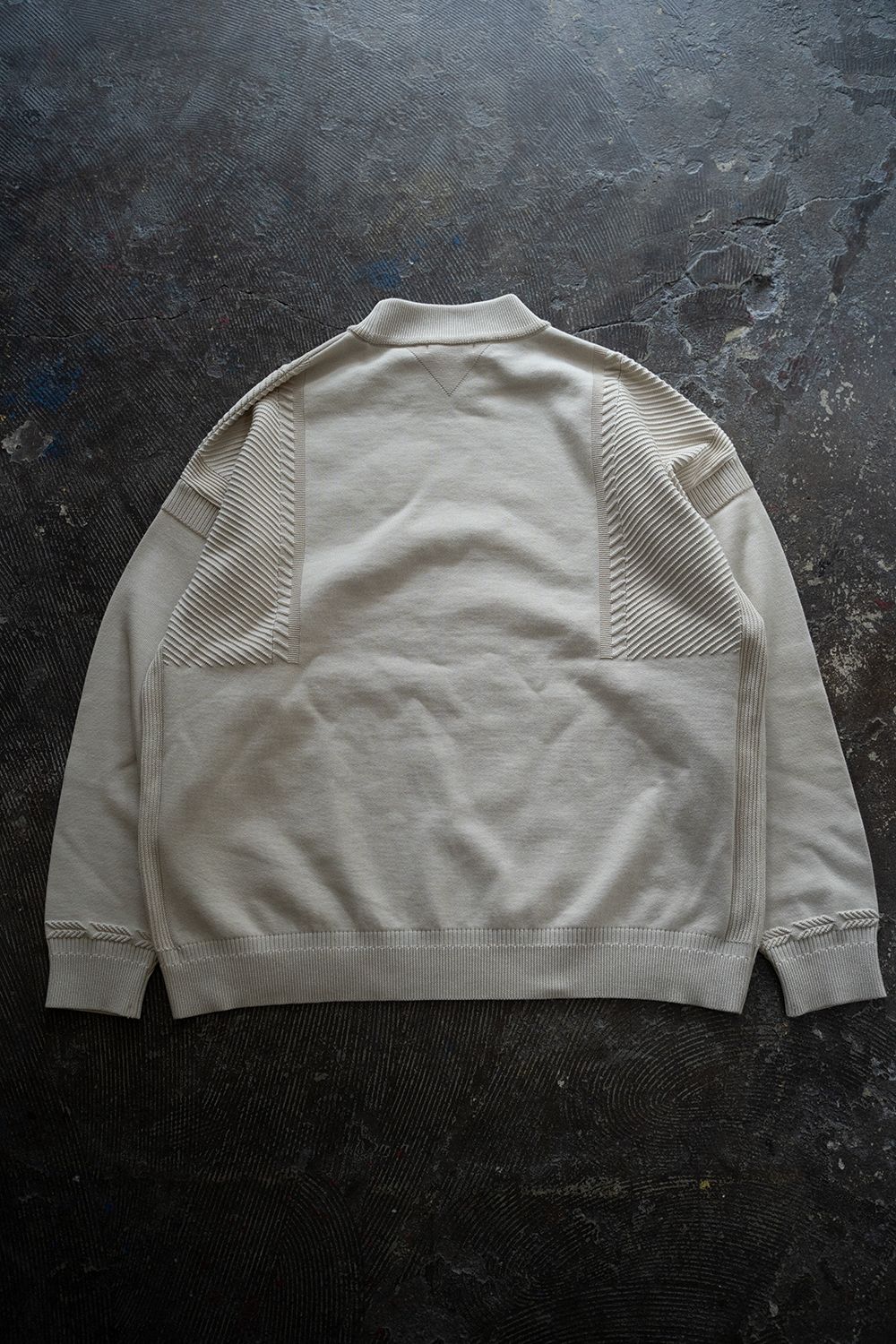 YASHIKI - Akisora Mock Neck Knit(PEARL GRAY) | Salty