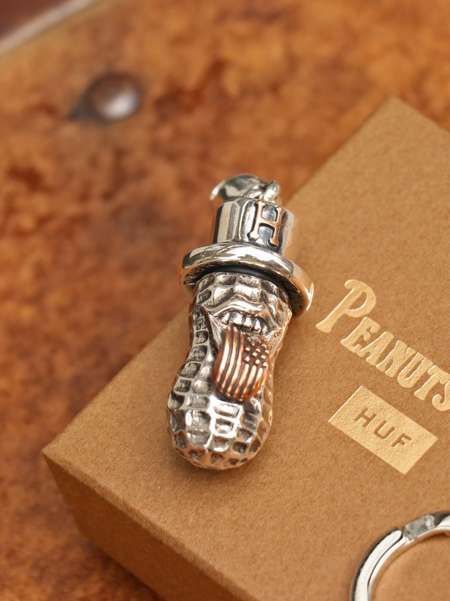 PEANUTS & CO. - HUF X YACHIMATA BERO PEANUTS (SILVER925) | SKANDA