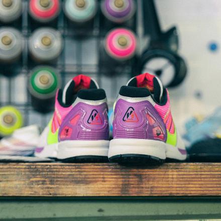 国内4月30日発売予定】オーバーキル × アディダス オリジナルス ZX