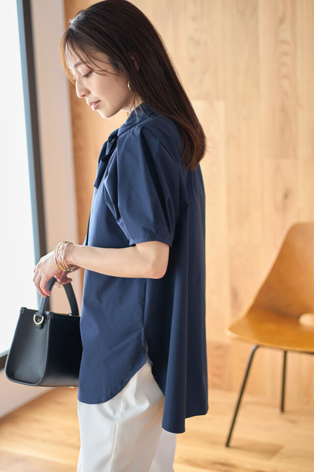 2WAY取り外し可能ボウタイブラウス