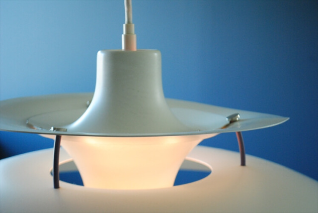 デンマークから Louis Poulsen ルイスポールセン PH5 ペンダントライト