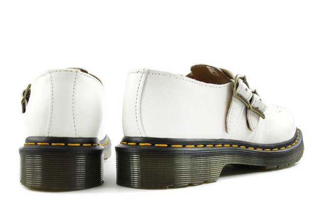 一足違う定番スタイル☆ドクターマーチン*メリージェーン
