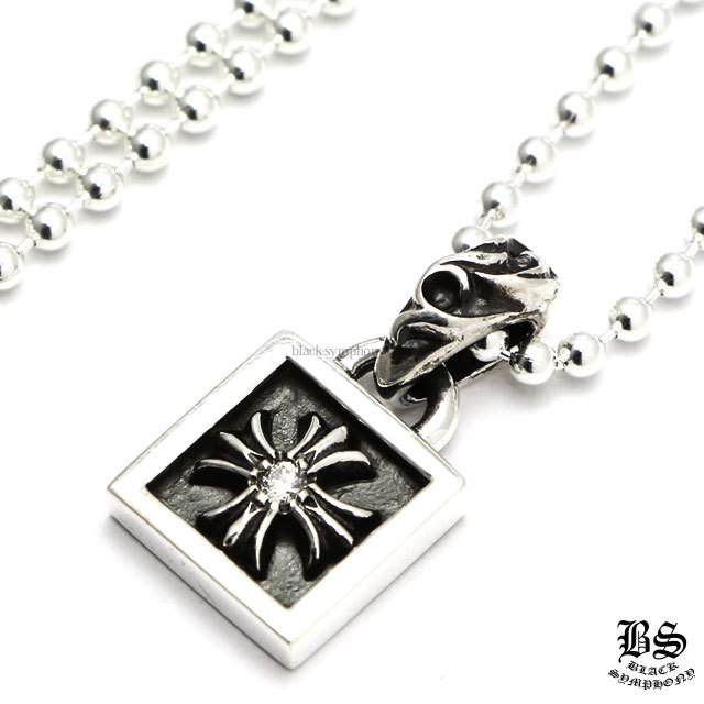 クロムハーツフレームドCHプラスチャームwithダイヤモンド|クロム