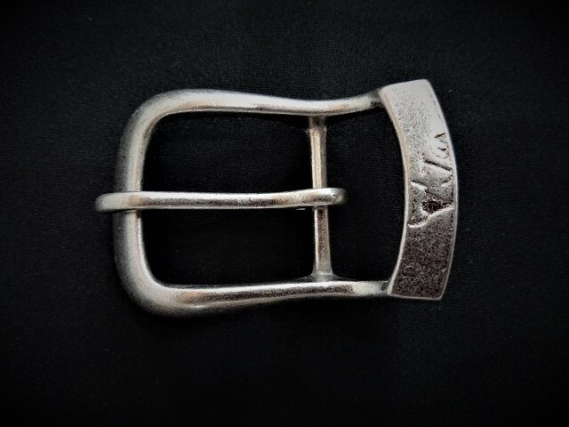 JUN COMPANYオリジナルデザインバックル 40mm 太ピン帆型バックル 艶