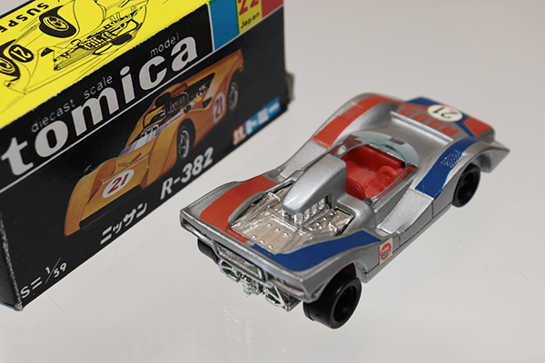 ミニカーショップ ケンボックス トミカ 黒箱☆22☆日産R-382 ＃21 (銀