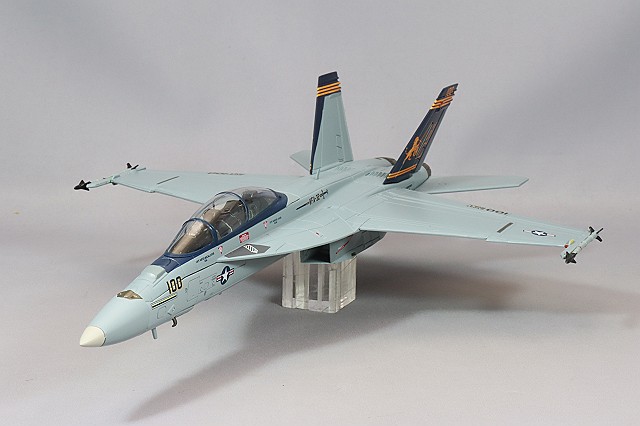 ホビーマスター 1/72 F-14B トムキャット アメリカ海軍 VF-32