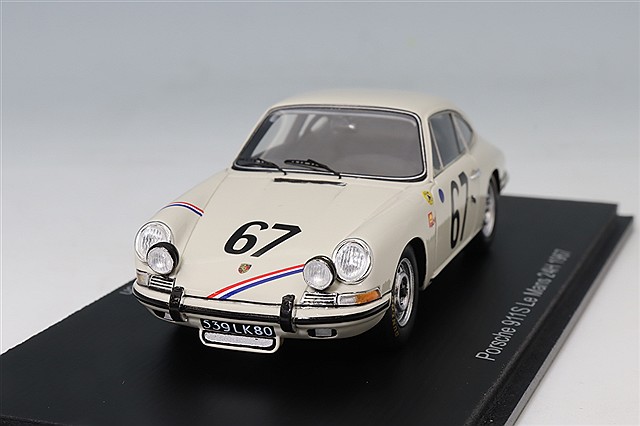 スパーク 1/43 ポルシェ 911 (997) GT3 RSR フライング リザード 2008