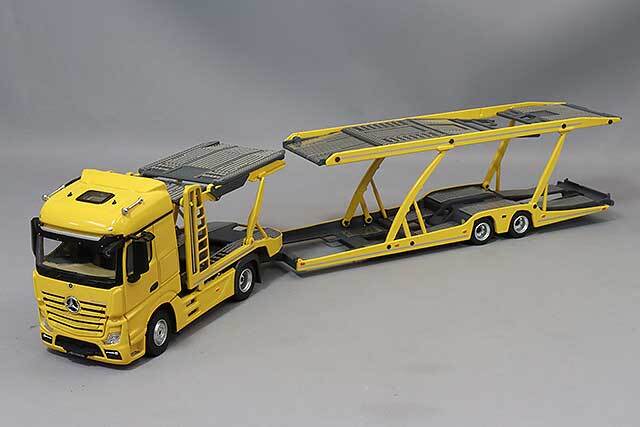 Unique Model x Tiny City メルセデスベンツ アクトロス MP5 カー