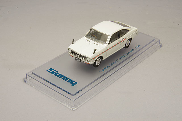 ENIF 1/43 日産 サニー 1200 GX5 クーペ 1972年型 ホワイト