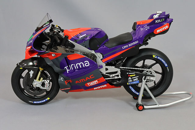 KILO WORKS 1/12 プラマックレーシング ドゥカティ デスモセディチ