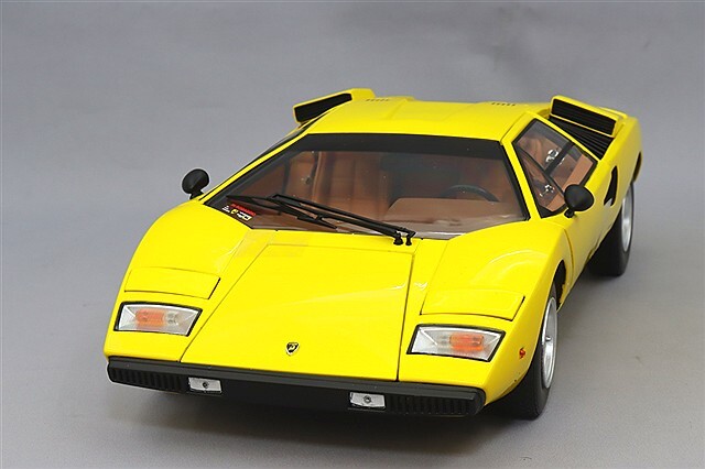 稀少廃番 KYOSHO ランボルギーニ カウンタック LP400 ホワイトボディ