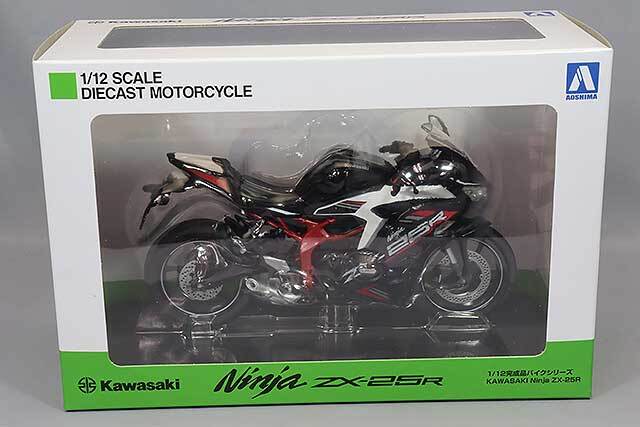 青島文化教材社 スカイネット 1/12 カワサキ ニンジャ ZX-25R