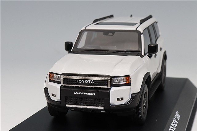 京商 1/43 トヨタ ランドクルーザー 250 ZX ファーストエディション