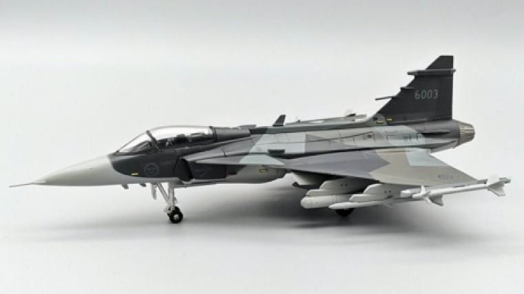 1:200 GULLIVER200 F-2A 3SQ 模型 1:200 GULLIVER200 F-2A 3SQ 模型 F