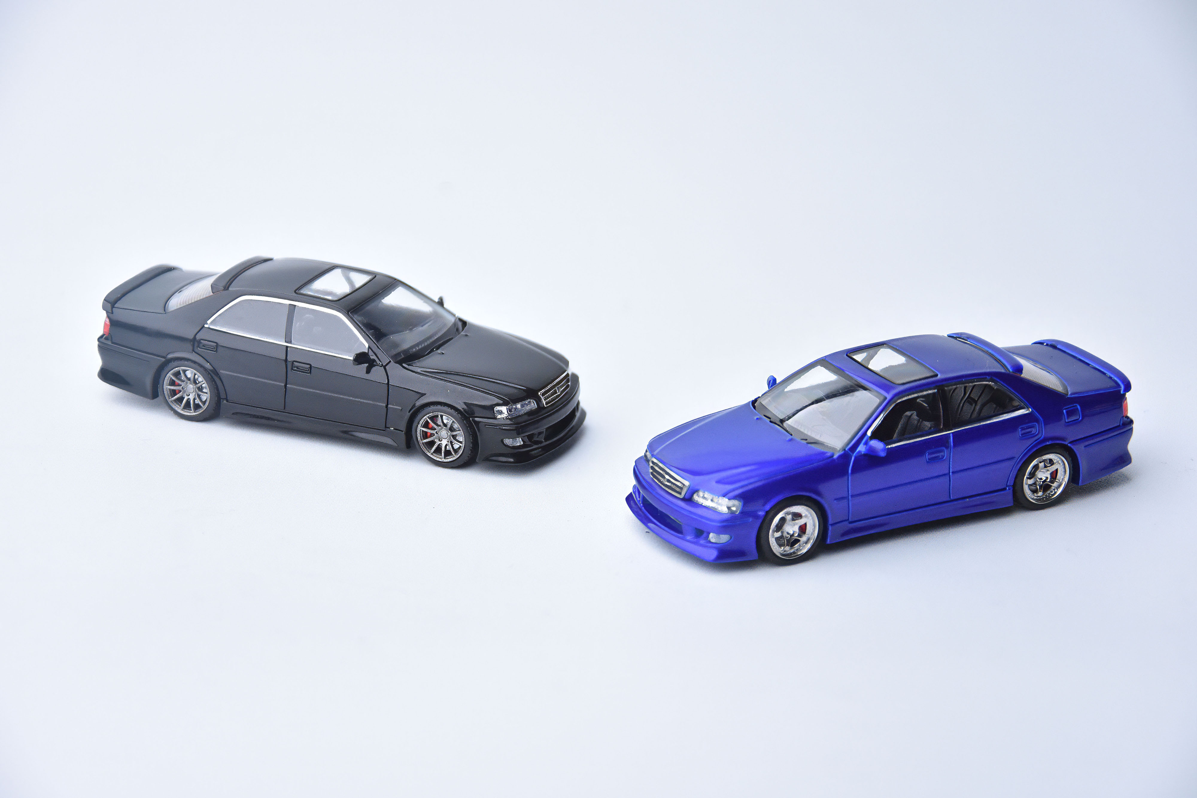MODEL 1(モデルワン) 1/64 (ダイキャスト製) トヨタ チェイサー JZX100